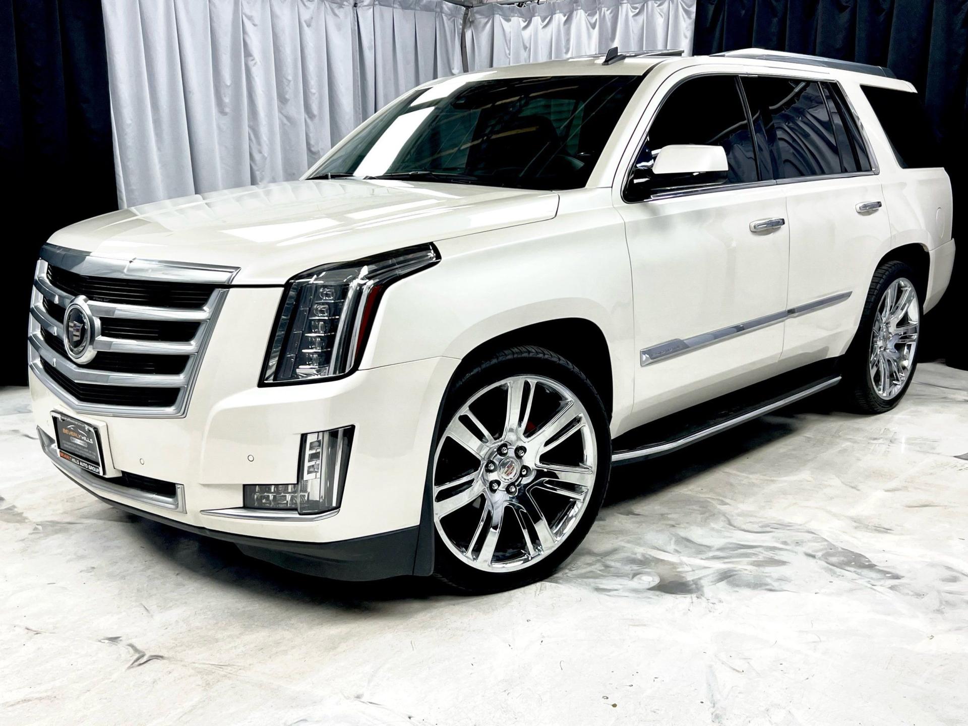 2015 Cadillac Escalade AWD Premium's photo