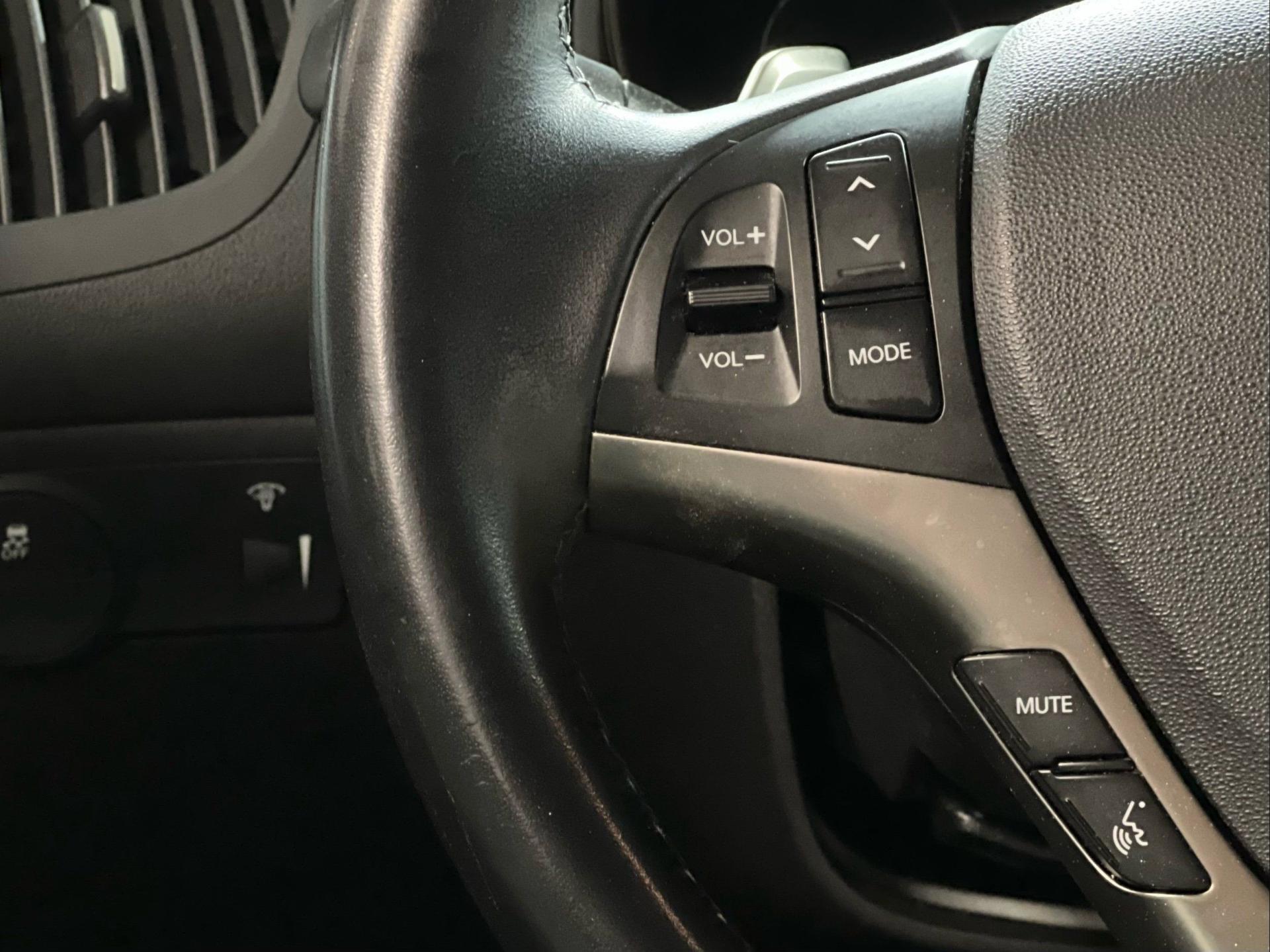 2016 Hyundai Genesis Coupe Base - Photo 24