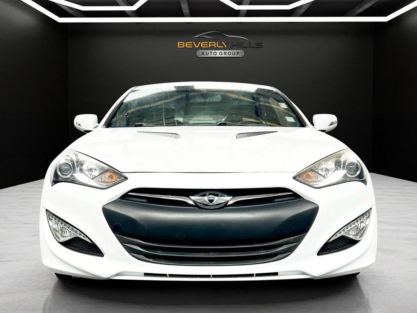 2016 Hyundai Genesis Coupe Base - Photo 8