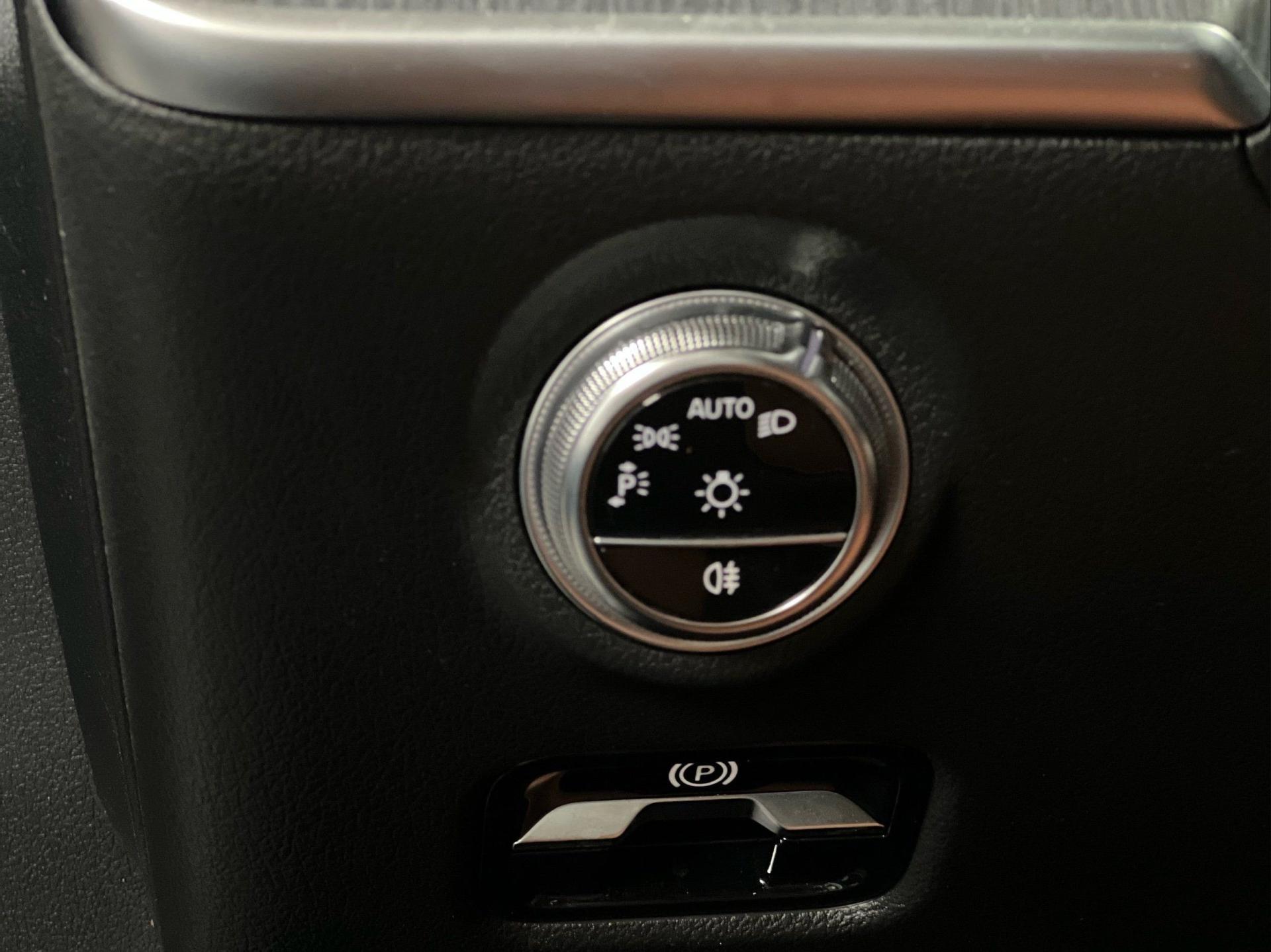 2023 Mercedes-Benz C-Class Sedan C 300 - Photo 24
