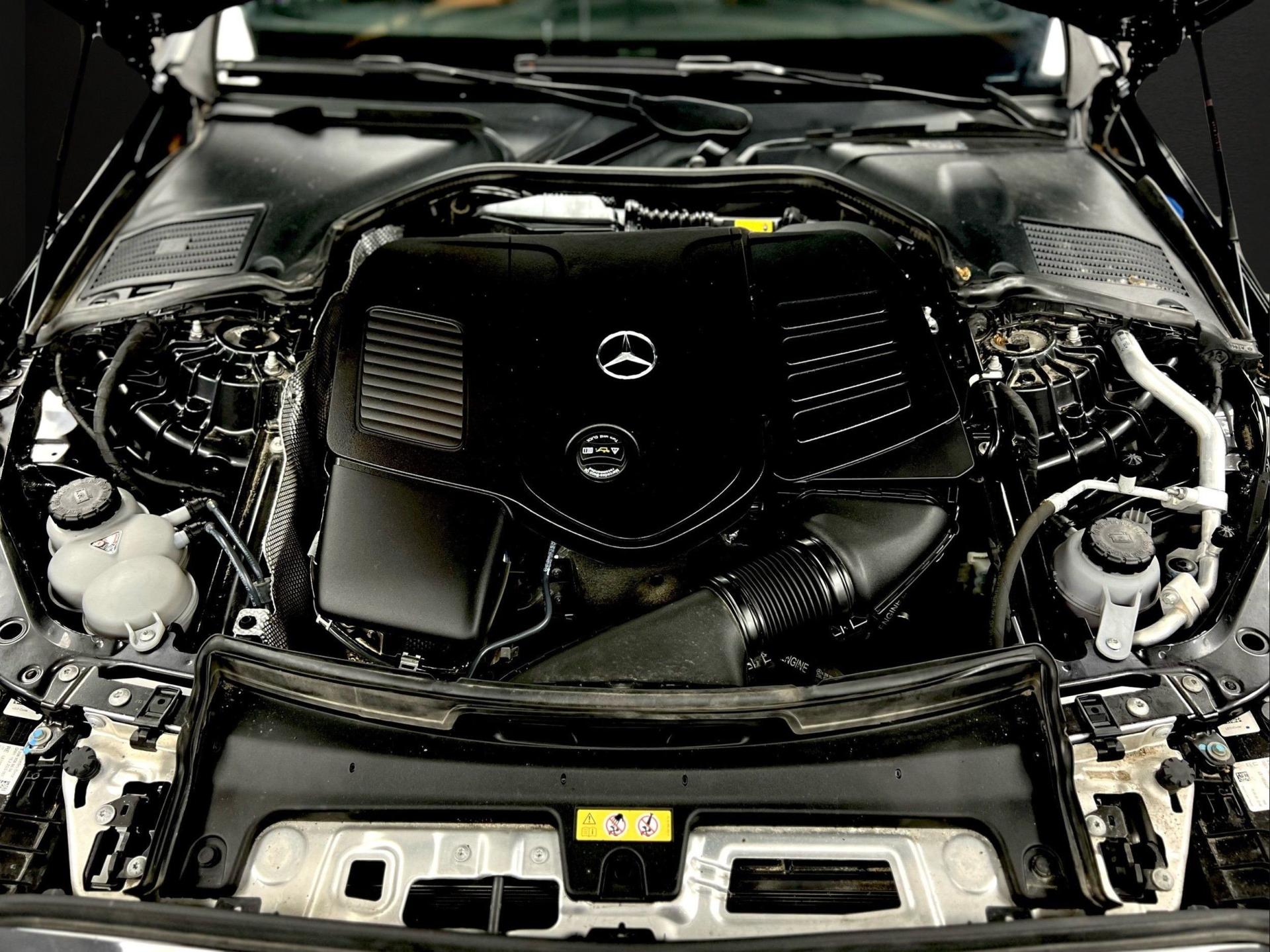 2023 Mercedes-Benz C-Class Sedan C 300 - Photo 40