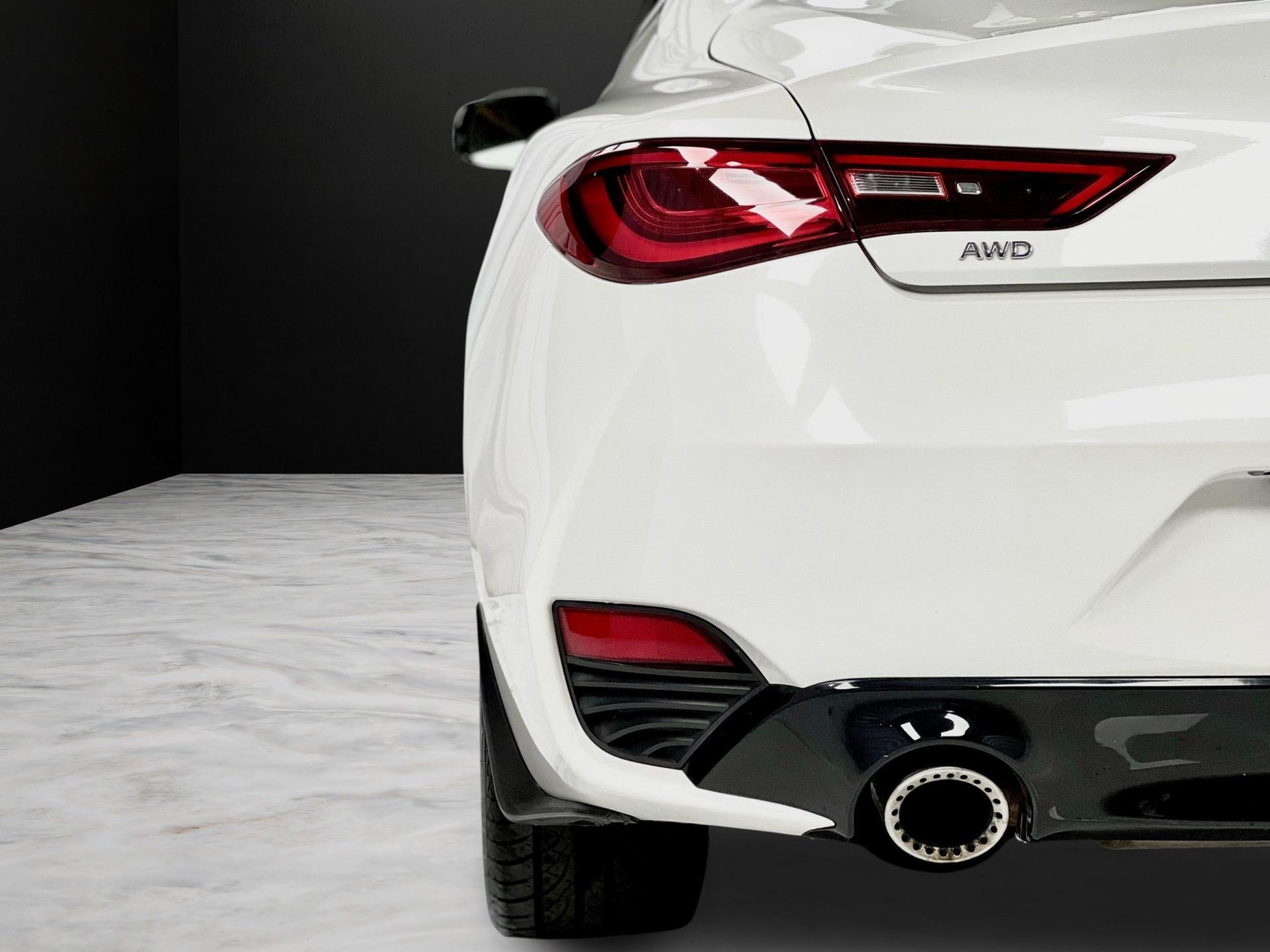 2018 INFINITI Q60 Coupe RED SPORT - Photo 14