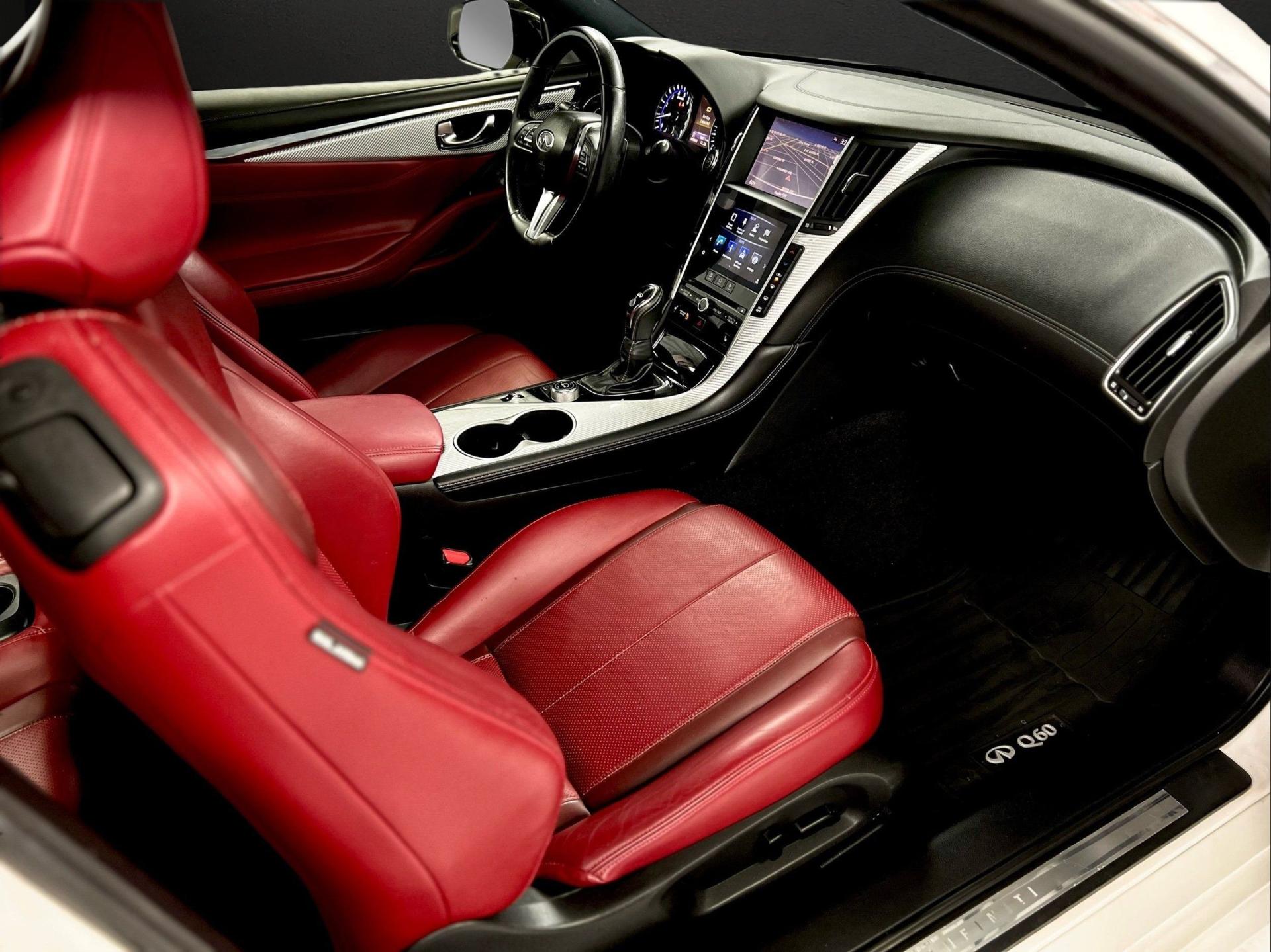 2018 INFINITI Q60 Coupe RED SPORT - Photo 22