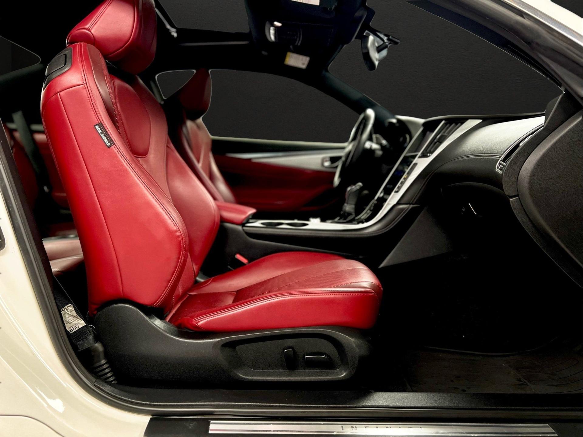 2018 INFINITI Q60 Coupe RED SPORT - Photo 23