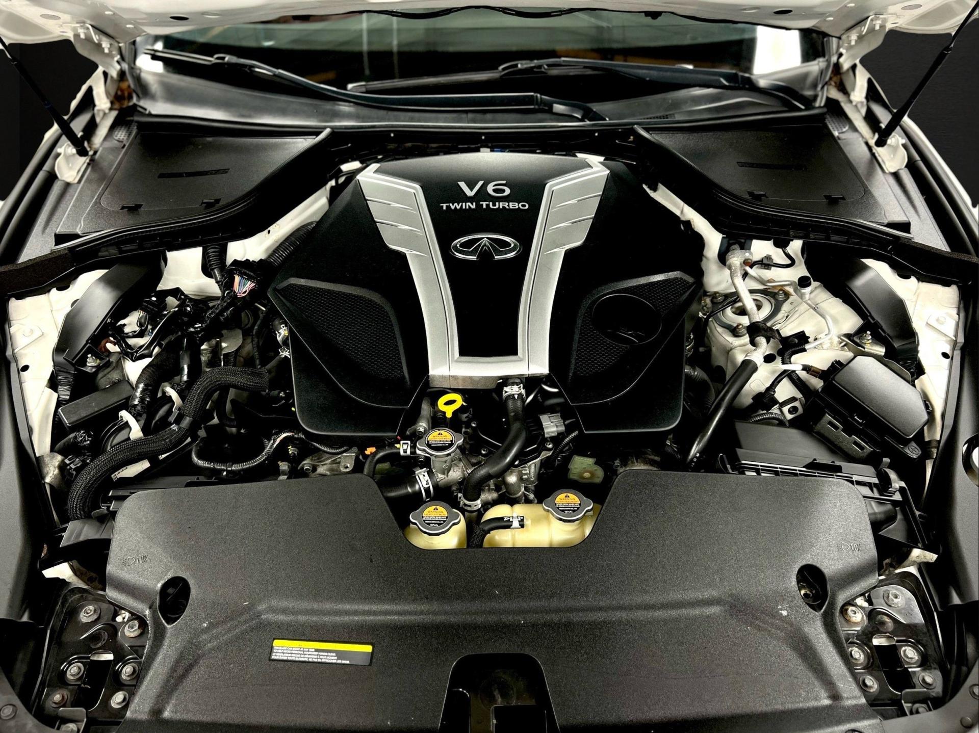 2018 INFINITI Q60 Coupe RED SPORT - Photo 37