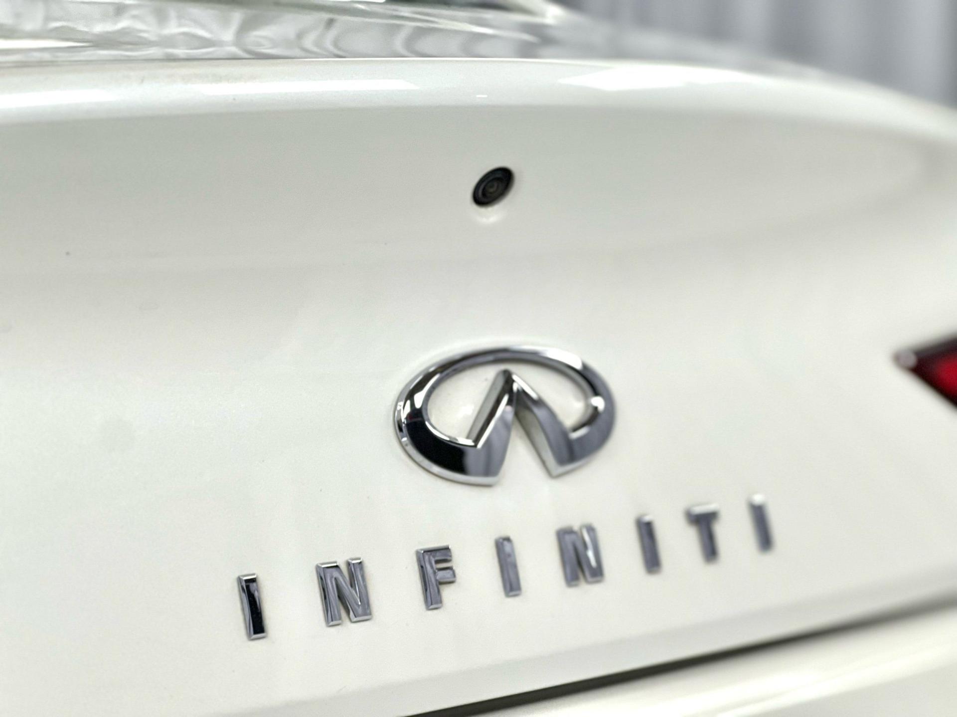 2018 INFINITI Q60 Coupe RED SPORT - Photo 38