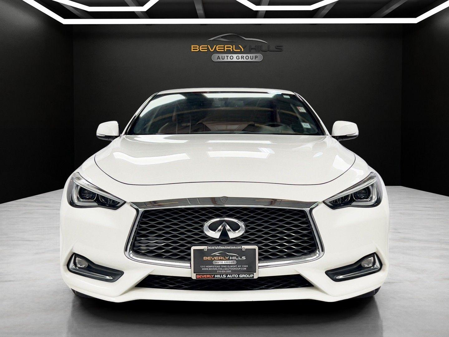 2018 INFINITI Q60 Coupe RED SPORT - Photo 8