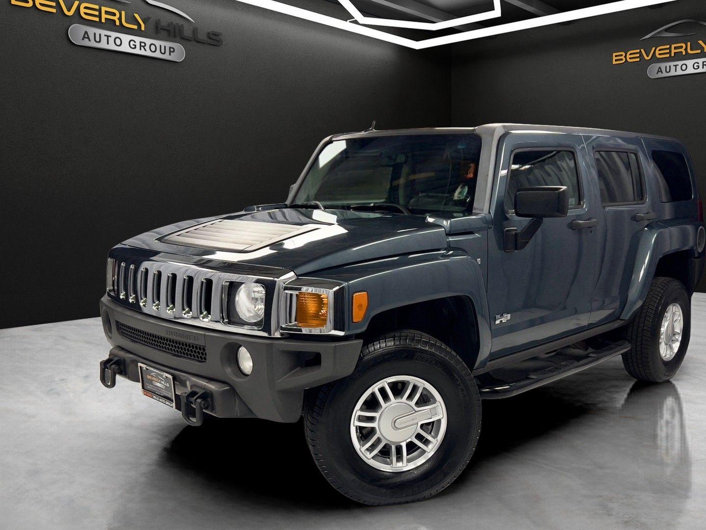 2006 Hummer H3 SUV's photo