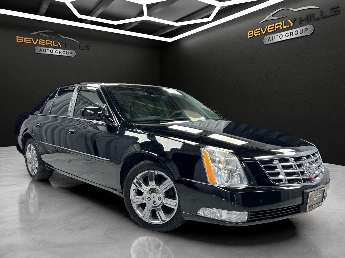 2011 Cadillac DTS Platinum Collection - Photo 7