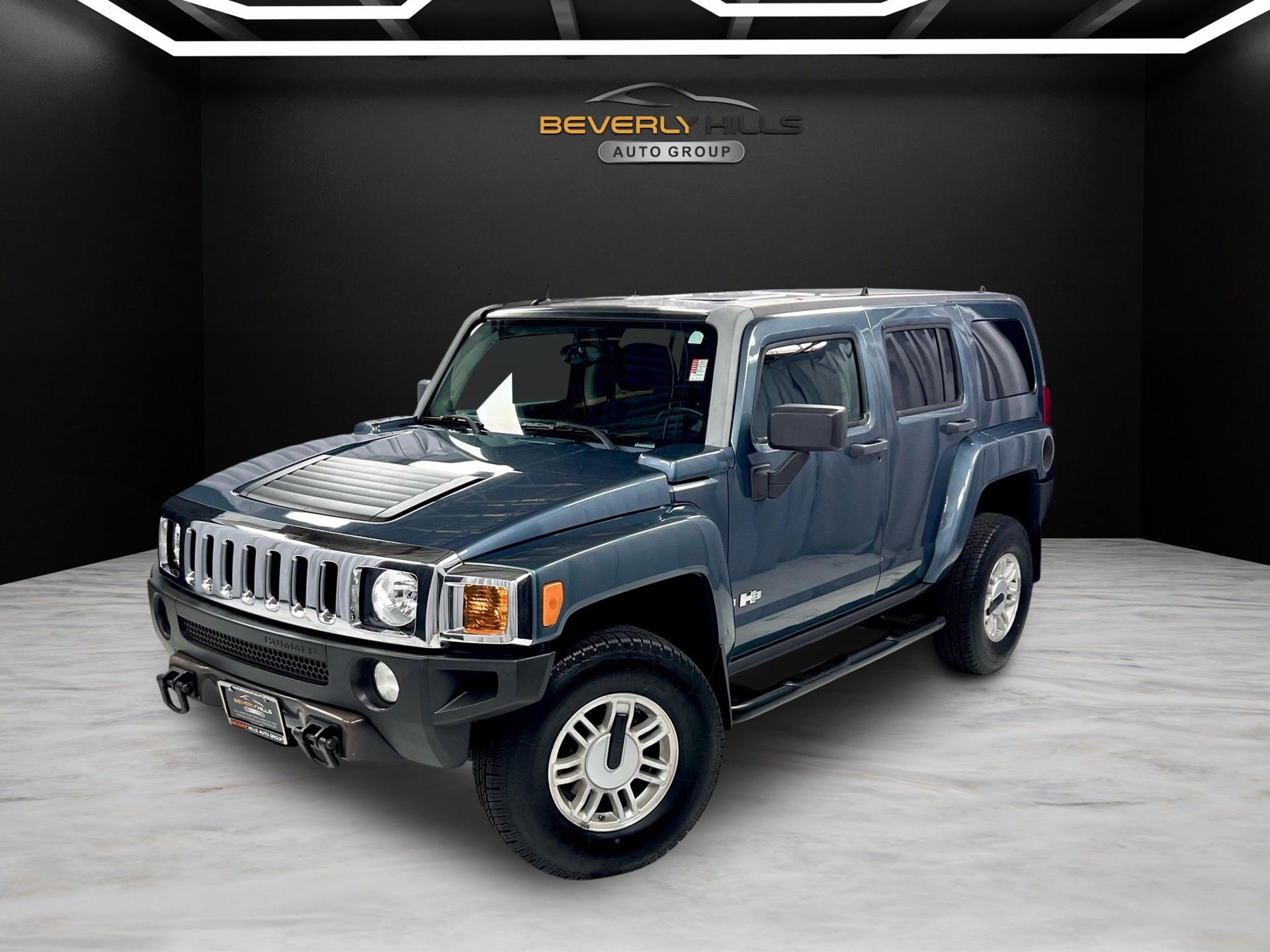 2006 Hummer H3 SUV's photo