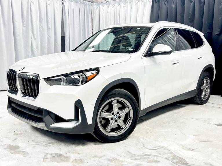 2023 BMW X1 28i's photo