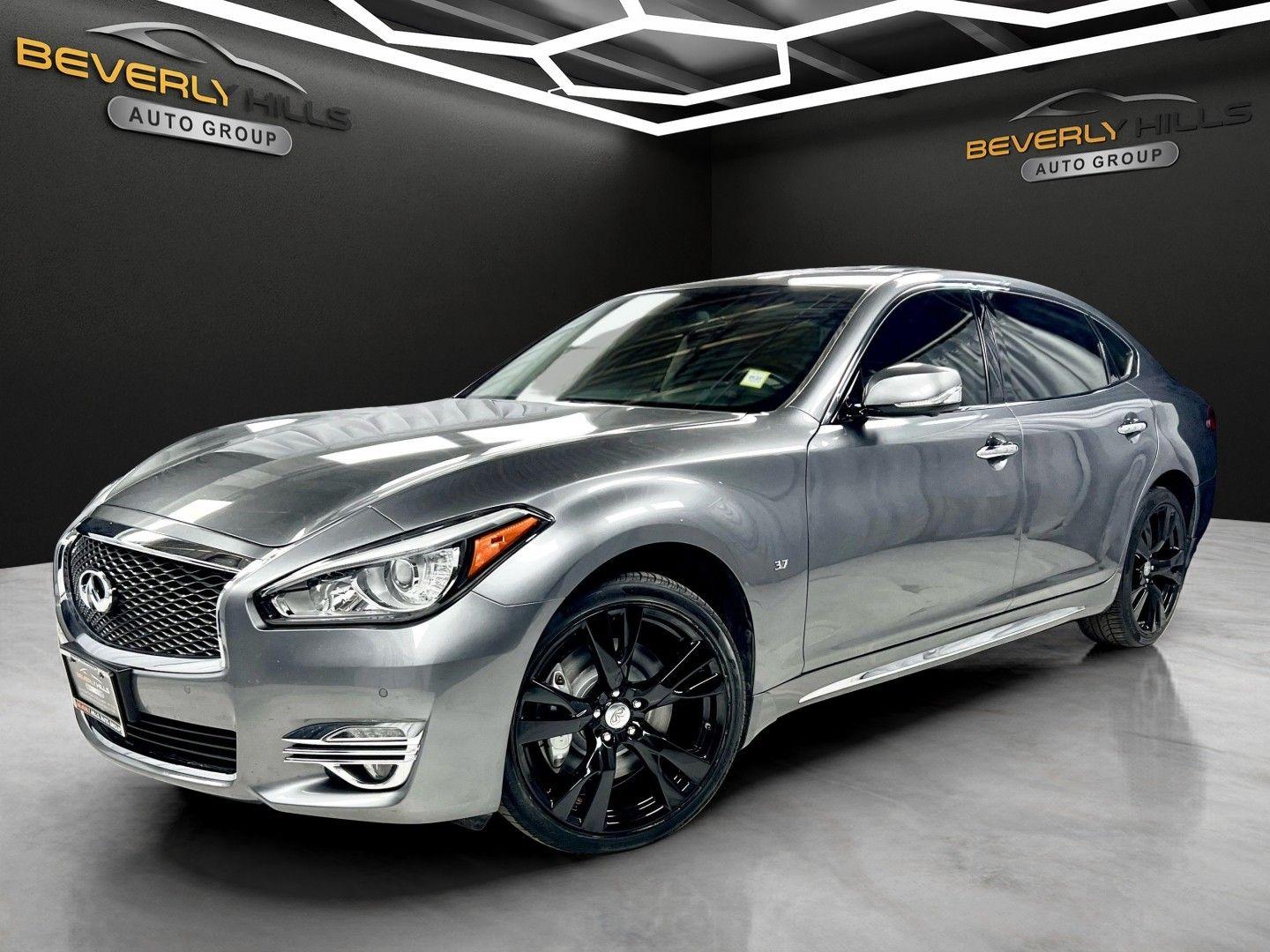 2017 INFINITI Q70L 3.7 AWD L's photo