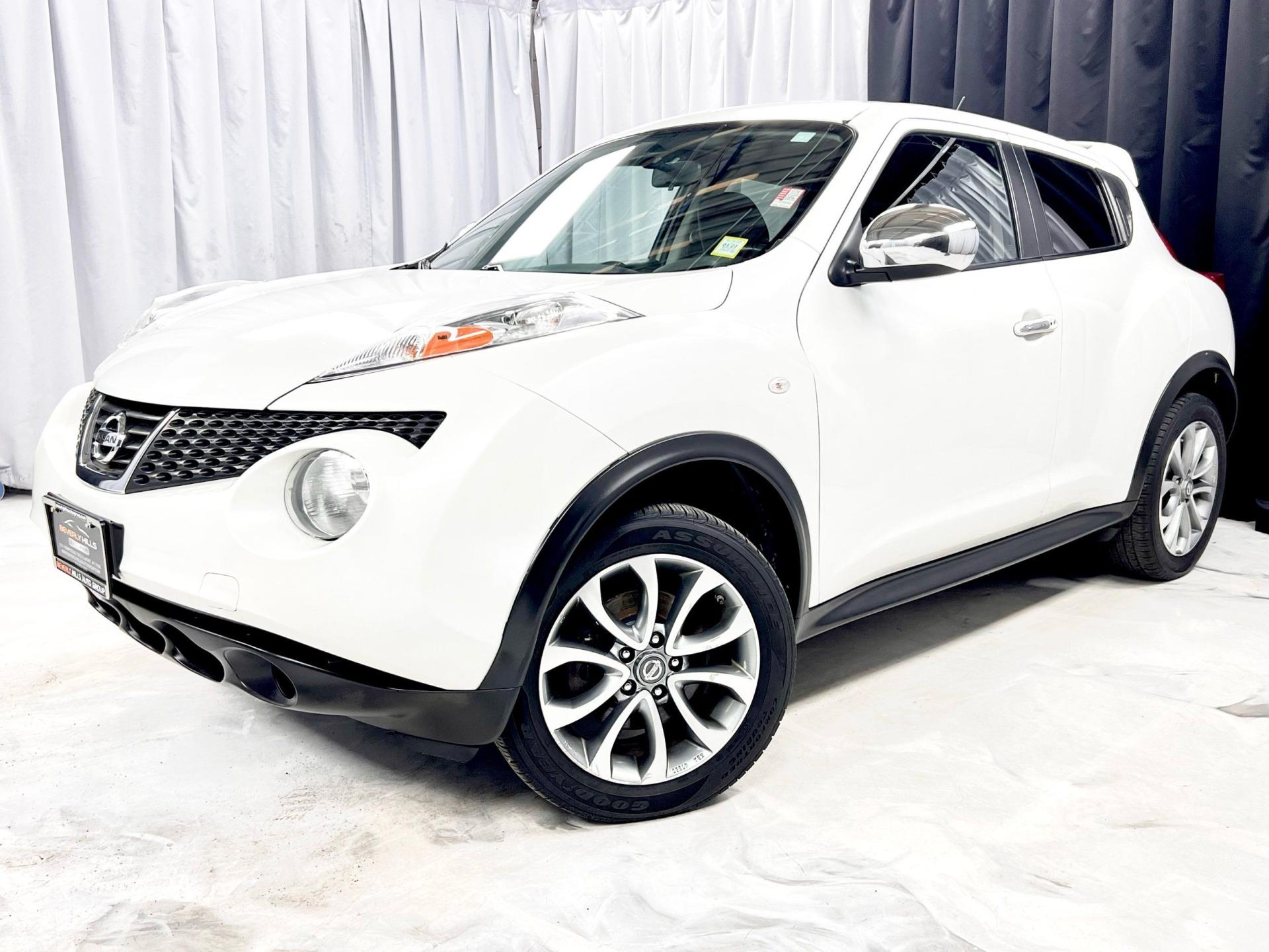2013 Nissan Juke SV AWD CVT's photo