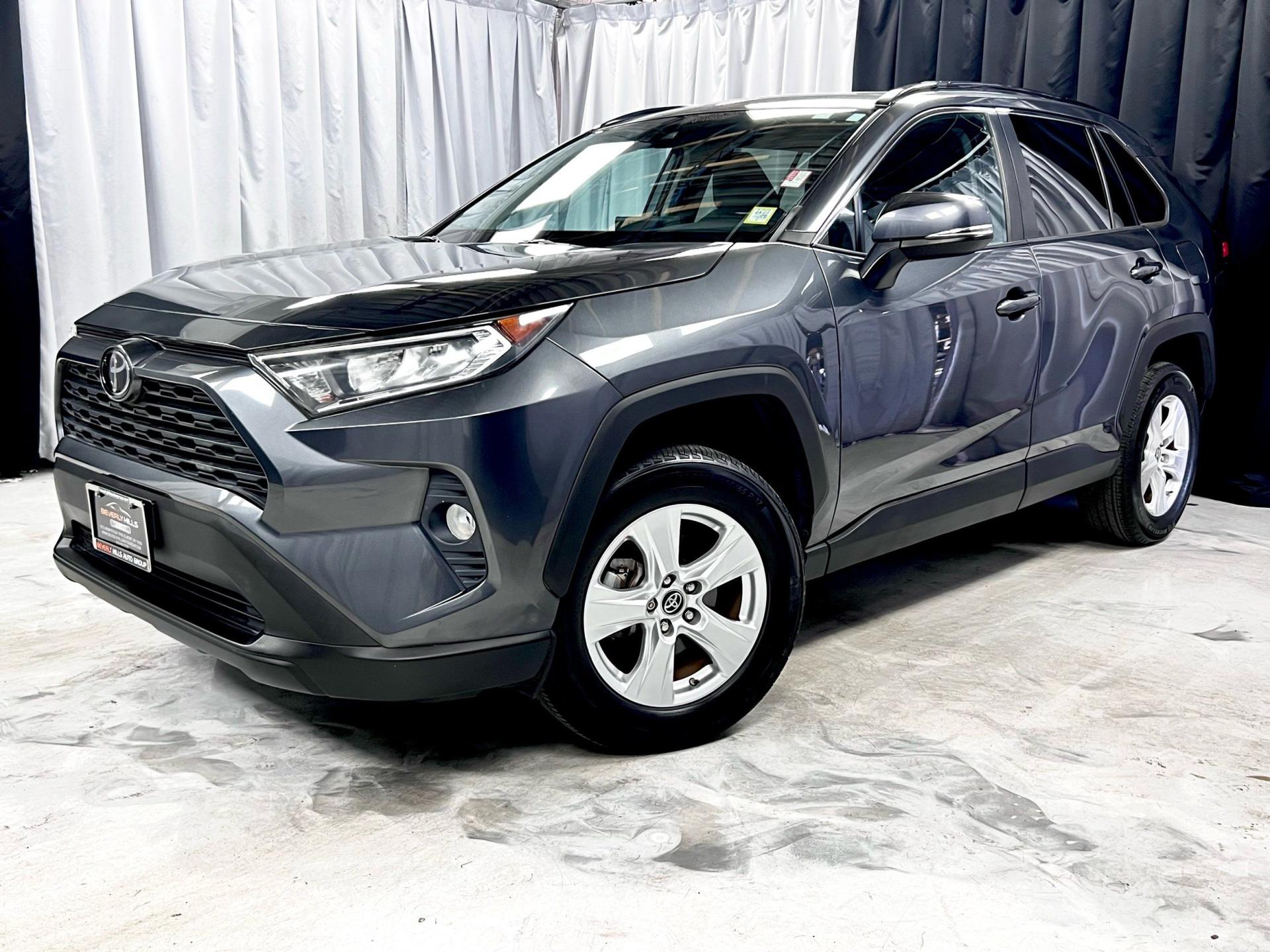 2019 Toyota RAV4 XLE AWD's photo
