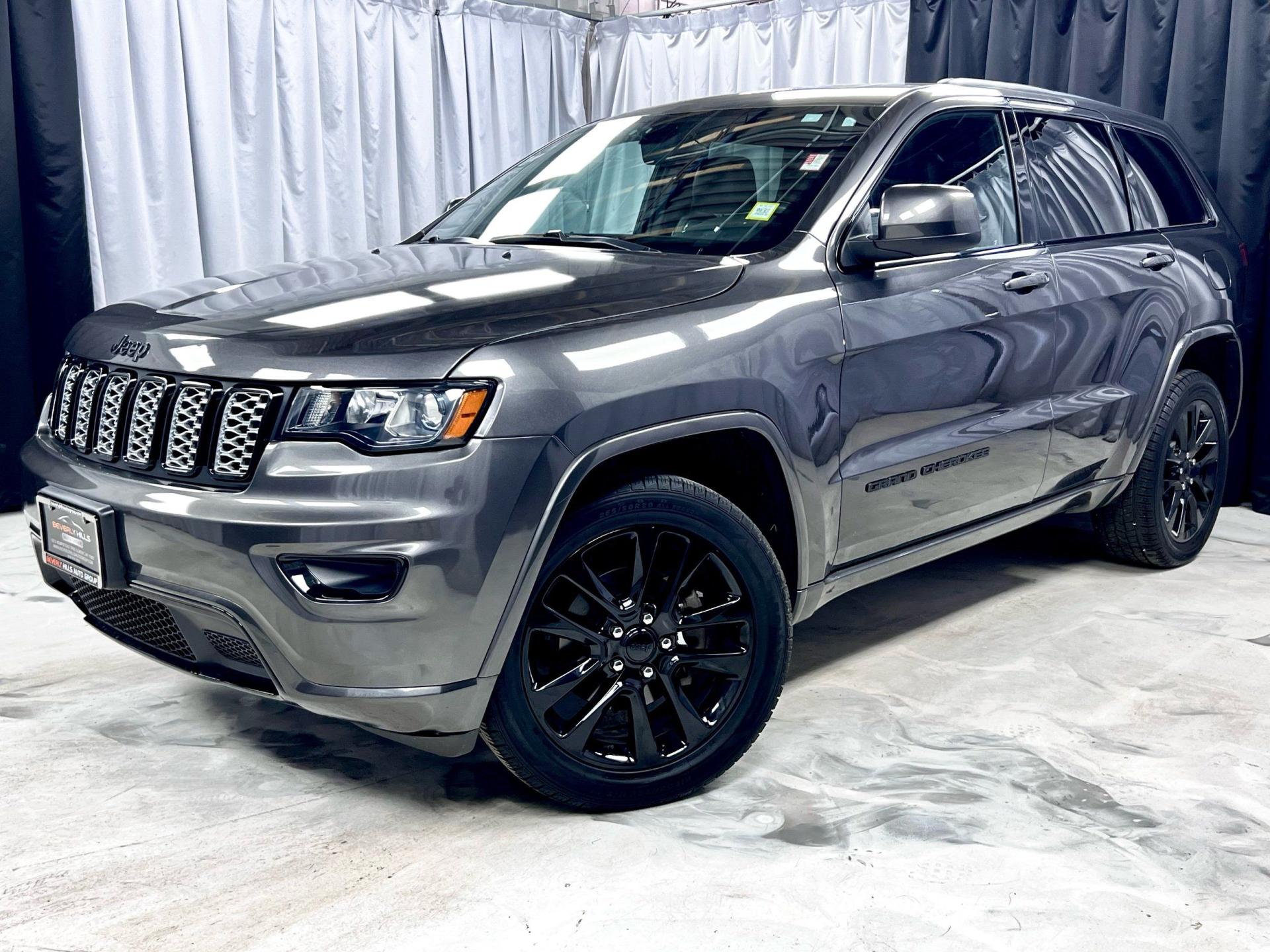 2018 Jeep Grand Cherokee Altitude 4WD's photo