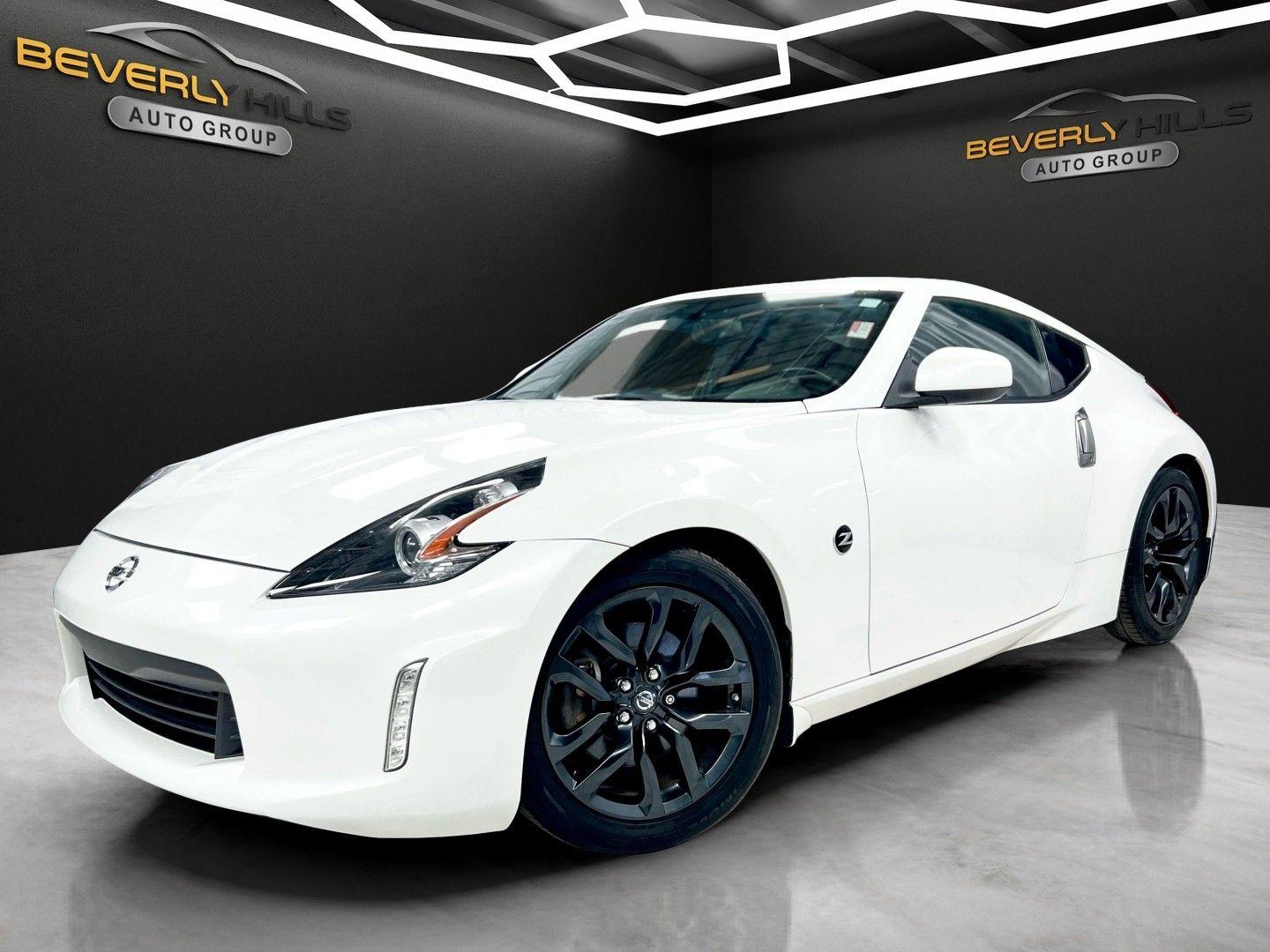2020 Nissan 370Z Coupe 6M/T's photo